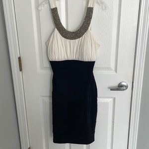 Scarlett Beaded Dress Size 10 Black and Cream